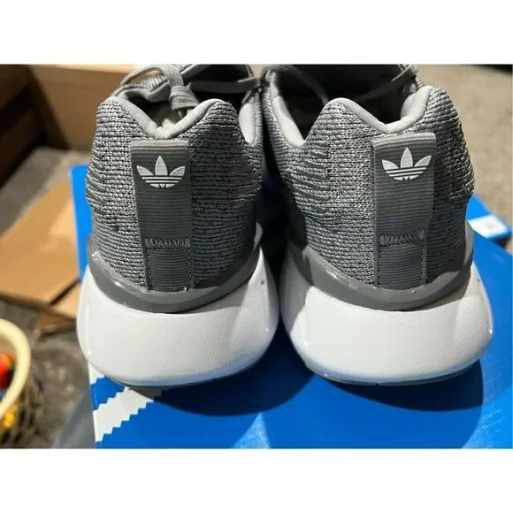 ADIDAS SWIFT RUN 22 LO SLIP-ON SNEAKER TRAINER MEN SHOES GREY/WHITE SIZE 12 NEW